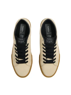 Beżowe lekkie trampki