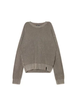 Beżowy sweter z prążkowanej dzianiny