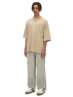 Beżowy T-shirt basic