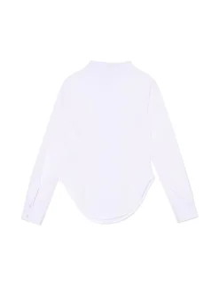 Biała koszula z długim rękawem