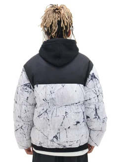 Biała kurtka puffer z nadrukiem