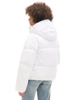 Biała pikowana kurtka z kapturem