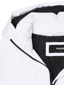 Biała pikowana kurtka z kapturem