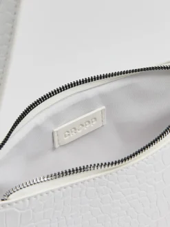 Biała torebka z imitacji skóry