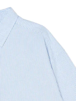 Biało-błękitna koszula z krótkim rękawem