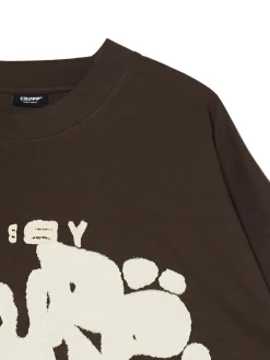 Brązowa koszulka z nadrukiem i aplikacją