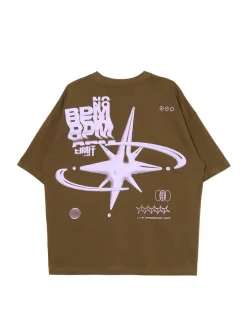 Brązowa koszulka z nadrukiem