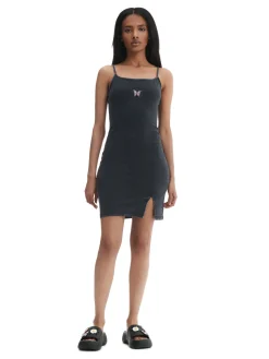 Ciemnoszara sukienka na ramiączkach