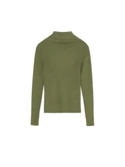 Ciemnozielony sweter z półgolfem