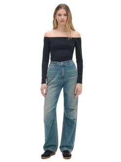 Czarna bluzka typu carmen