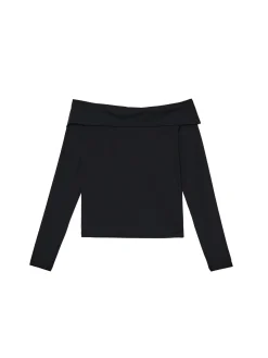 Czarna bluzka z odkrytymi ramionami