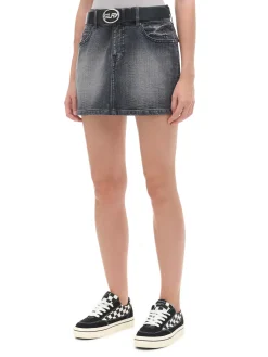 Czarna jeansowa spódnica mini