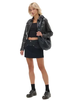 Czarna jeansowa spódnica mini