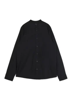 Czarna koszula ze stójką