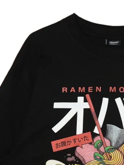 Czarna koszulka z food printem