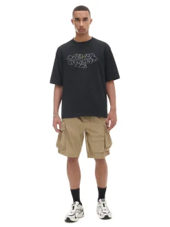 Czarna koszulka z haftem i sloganem