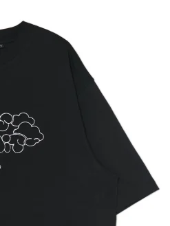 Czarna koszulka z haftem i sloganem