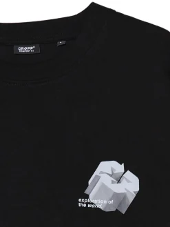 Czarna koszulka z nadrukiem