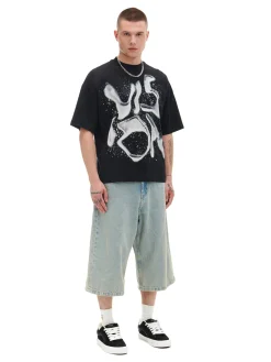 Czarna koszulka z napisem