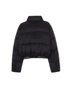 Czarna kurtka puffer