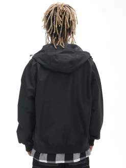 Czarna lekka kurtka z kapturem