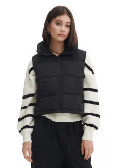 Czarna pikowana kamizelka