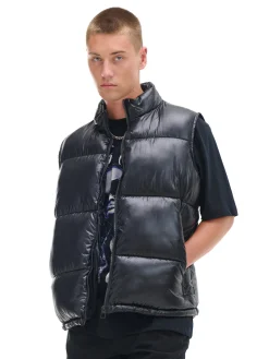 Czarna pikowana kamizelka