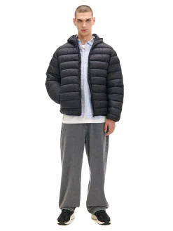 Czarna pikowana kurtka basic