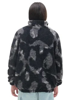 Czarna polarowa bluza ze stójką