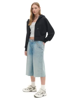 Czarna rozpinana bluza kapturem