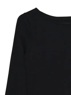 Czarna sukienka mini z długimi rękawami