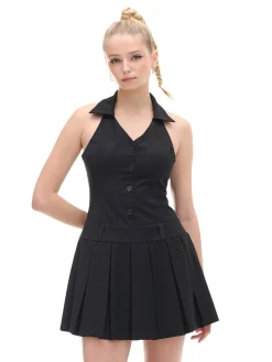 Czarna sukienka mini z kołnierzykiem