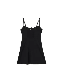 Czarna sukienka z kokardką