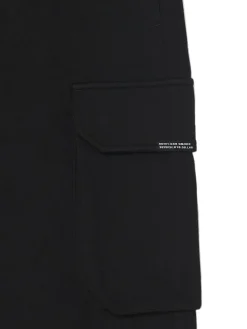 Czarne dresowe joggery z kieszeniami