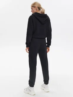 Czarne dresowe spodnie jogger