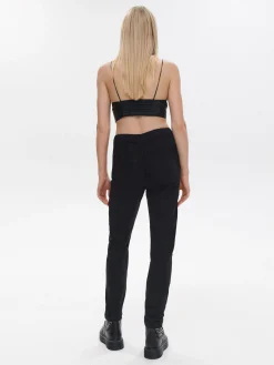 Czarne jeansowe joggery slim