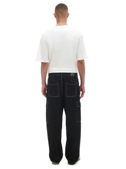 Czarne jeansy baggy z kieszeniami cargo