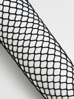 Czarne rajstopy kabaretki