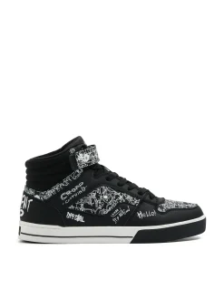 Czarne sneakersy z komiksowym nadrukiem