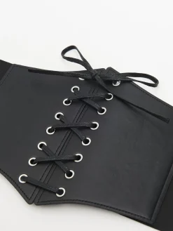 Czarny pas gorsetowy