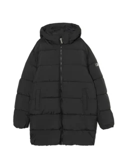 Czarny pikowany płaszcz z kapturem