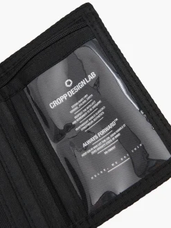 Czarny portfel z nadrukami