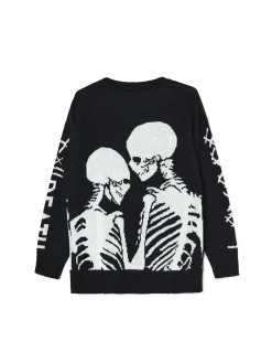 Czarny sweter z motywem kościotrupów