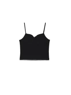 Czarny top z ozdobnym marszczeniem