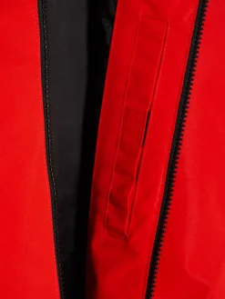 Czerwona kurtka z kapturem