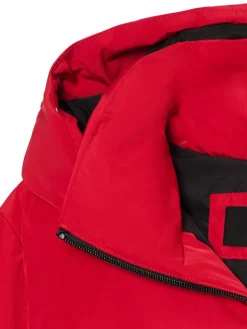 Czerwona pikowana kurtka z kapturem