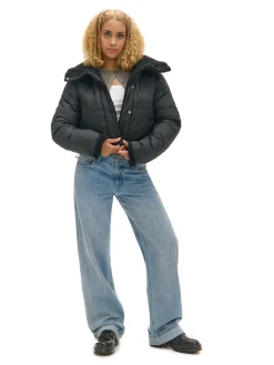 Dwustronna czarna kurtka puffer