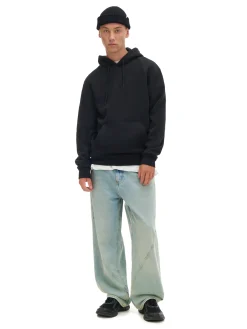 Gładka czarna bluza z kapturem