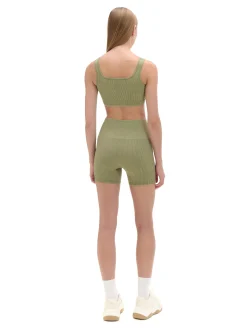 Gładki oliwkowy top