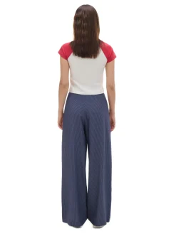 Granatowe spodnie tailoring w paski